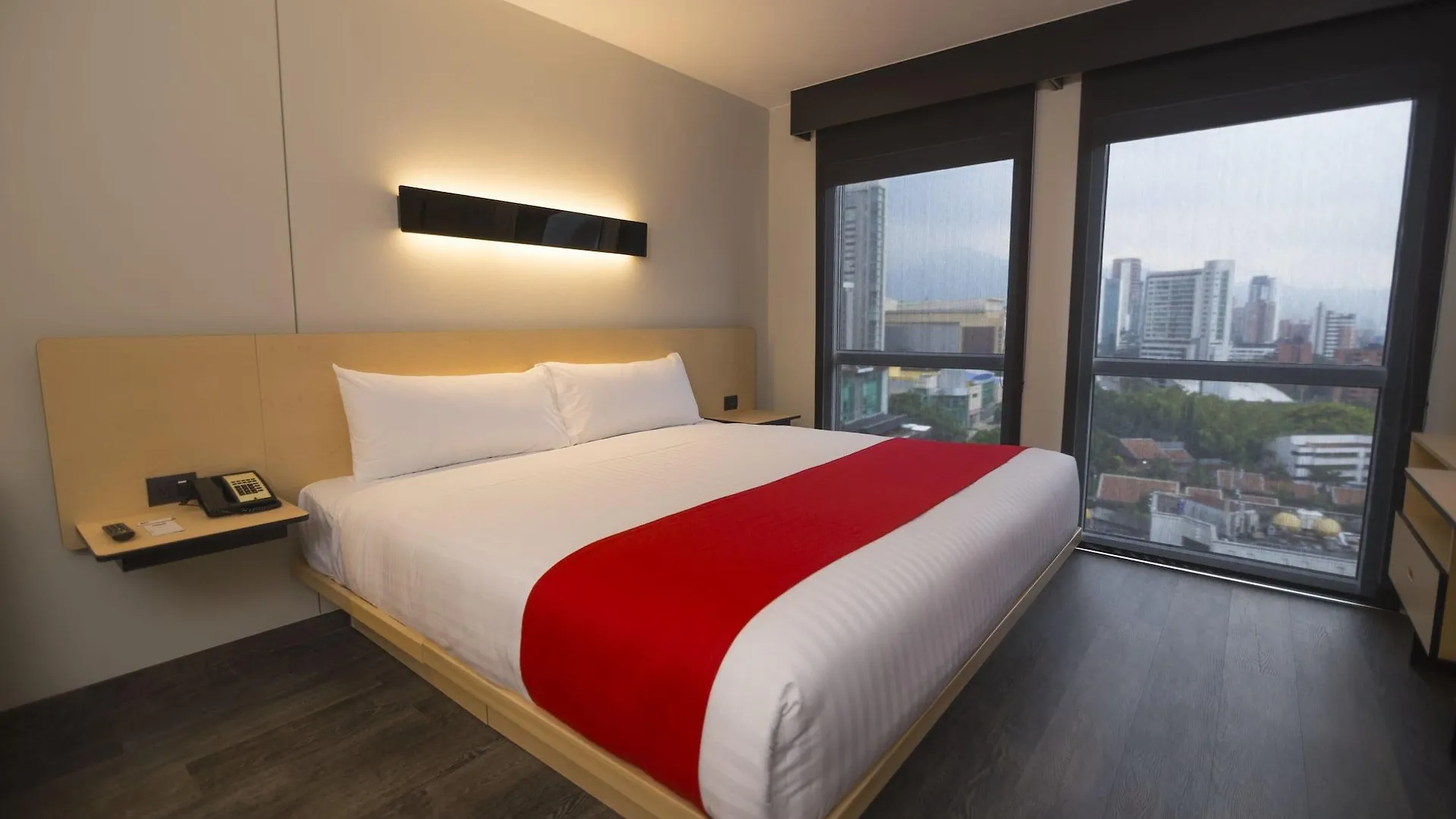 Hotel City Express Plus By Marriott Medellin Colombia