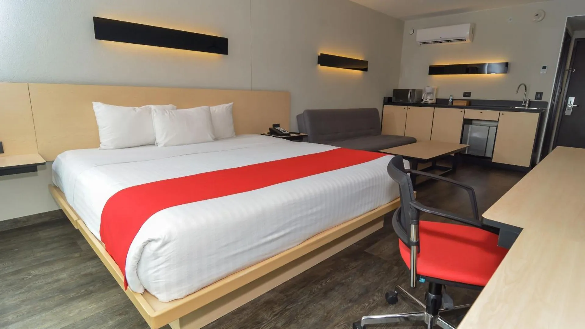 מלון City Express Plus By Marriott Medellin Colombia