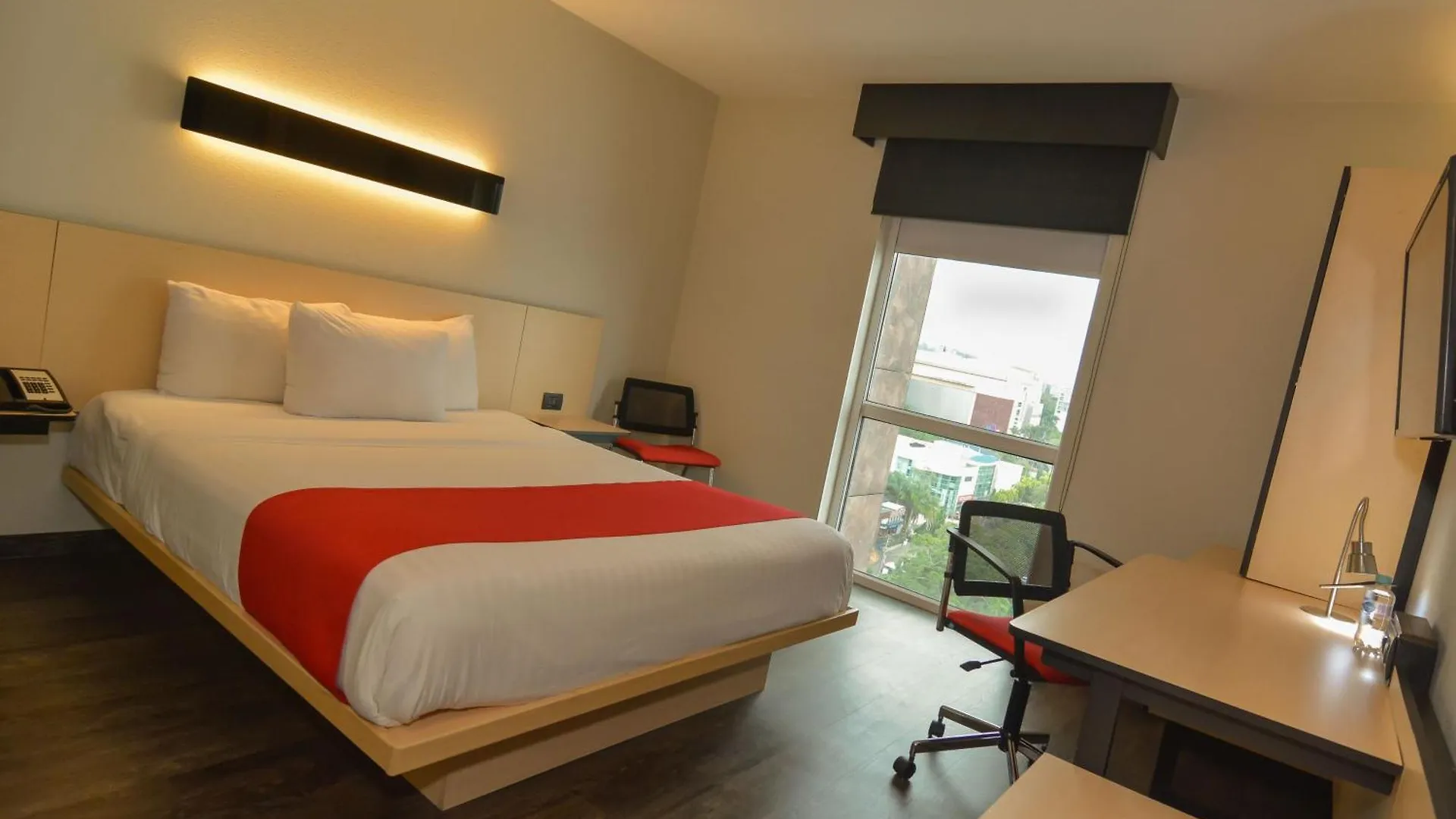 Hotel City Express Plus By Marriott Medellin Colombia