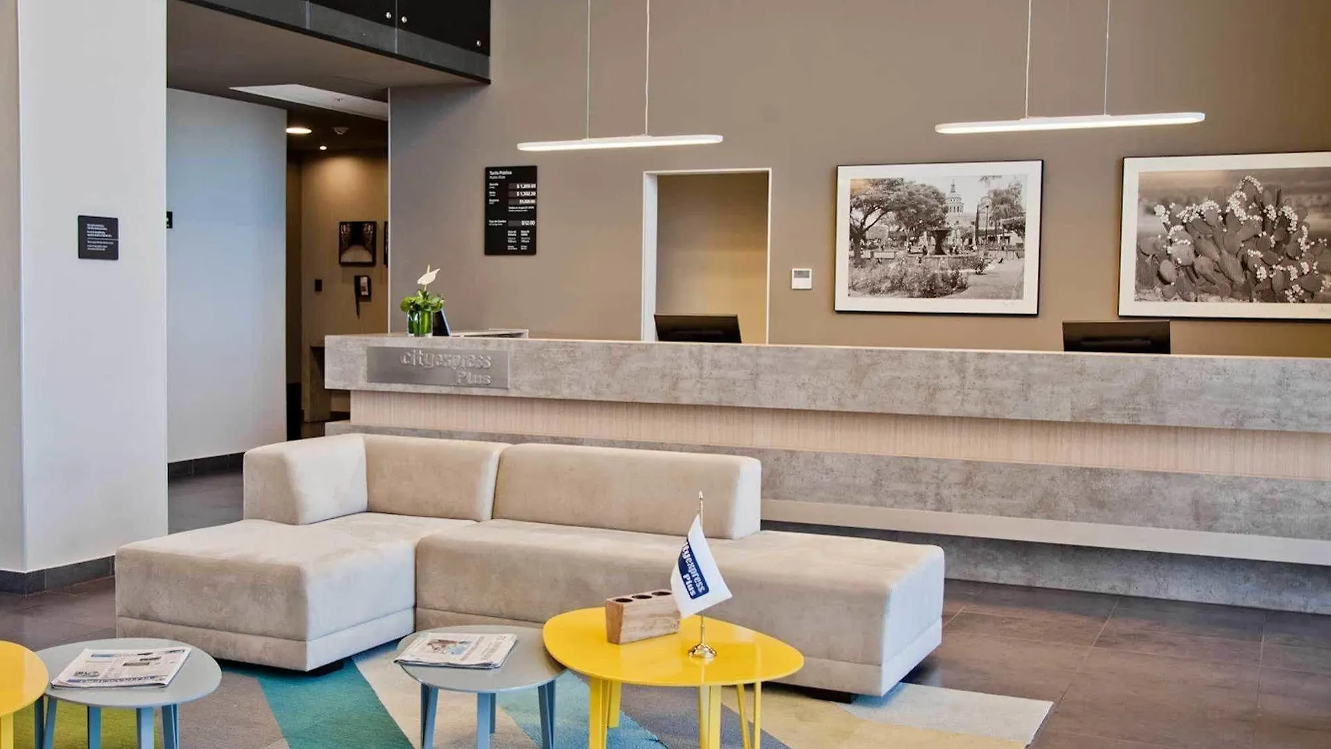 City Express Plus By Marriott Medellin Colombia Hotell